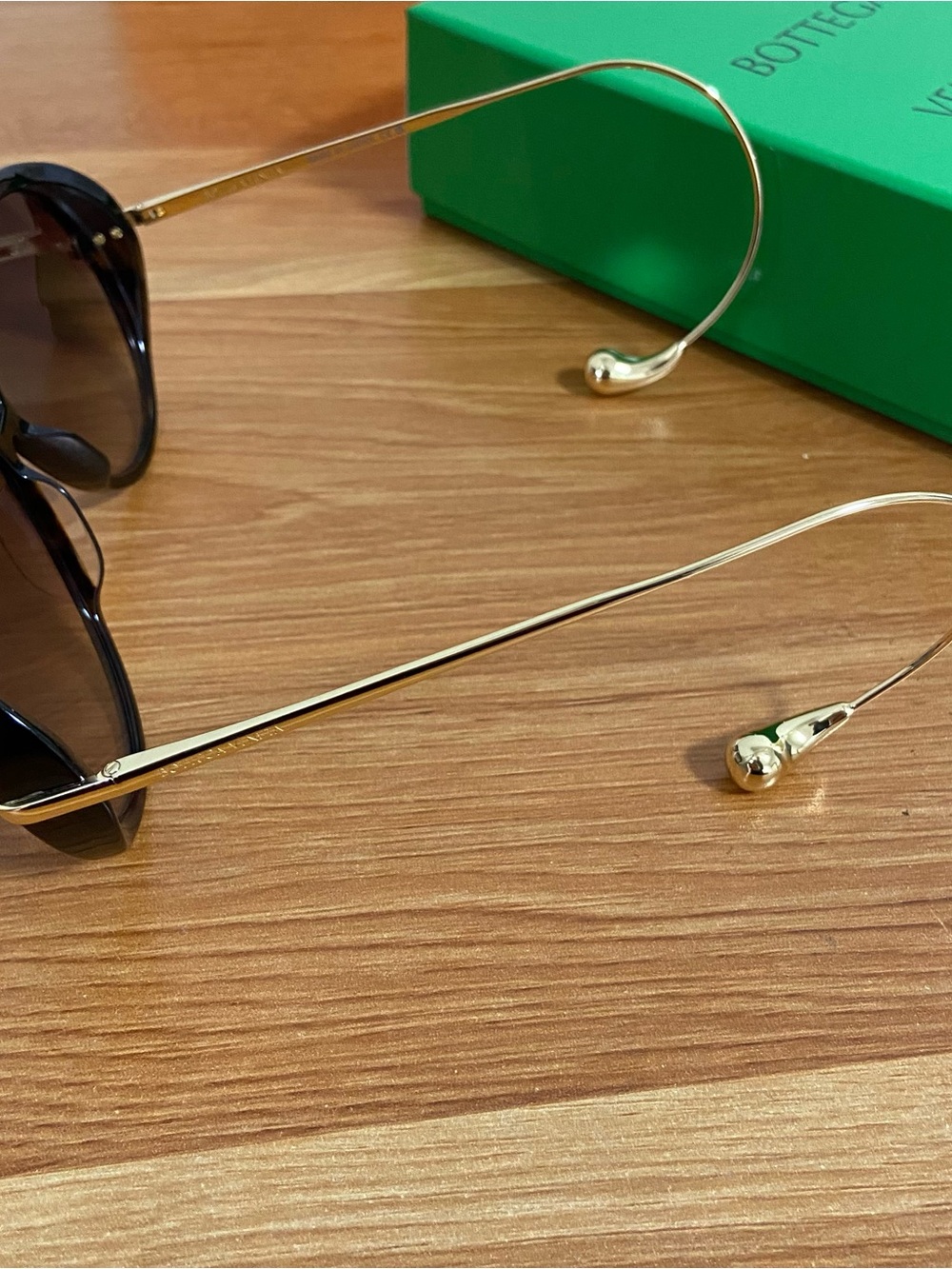 Bottega Veneta Black Sunglasses with Gold Accents - Picture 4 of 6